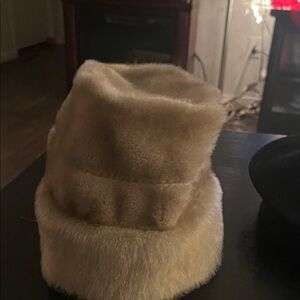 Elegant vintage Cream Fur Hat